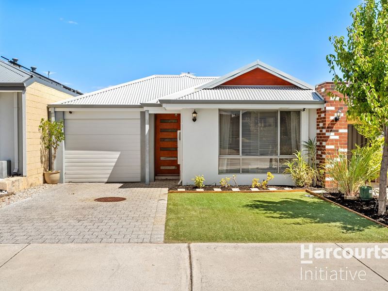 6 Fairoaks Way, Aveley WA 6069