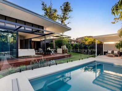 4 Freesia Way, Willetton WA 6155