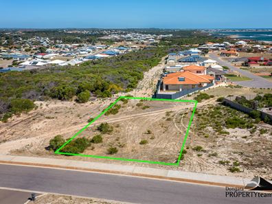16 Emily Way, Dongara WA 6525