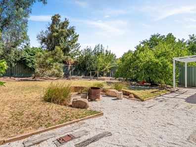 21 Millen Street, Mount Nasura WA 6112