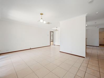 6 Barson Court, Thornlie WA 6108