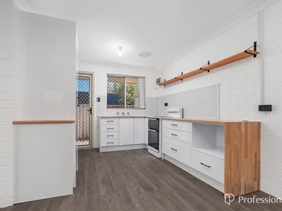 11/13 Francis Street, Geraldton WA 6530