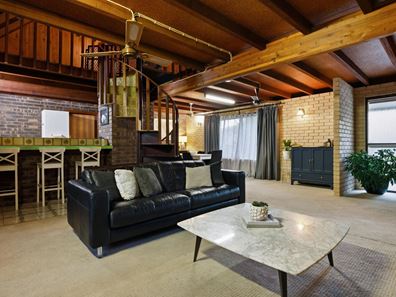 4 Hazelmere Crescent, Hazelmere WA 6055