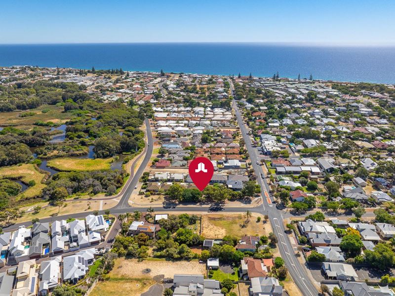 89 Beach Road, South Bunbury WA 6230
