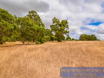 70 Ridge View Avenue, Boyup Brook WA 6244