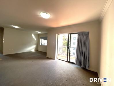 29/110 Mounts Bay  Road, Perth WA 6000