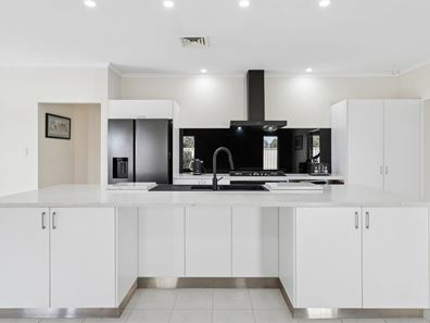 242A Morley Drive East, Eden Hill WA 6054