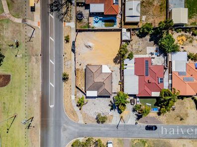 2 Garvey Place, Gosnells WA 6110