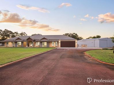 159 Bournbrook Avenue, Cardup WA 6122