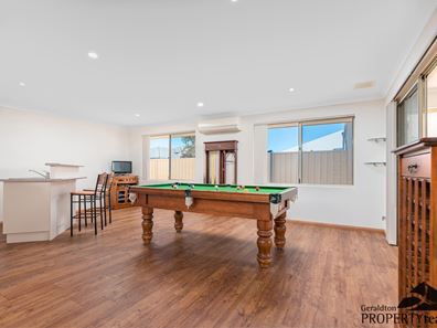 7 Angler Parade, Drummond Cove WA 6532