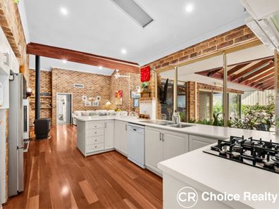 2 Thrum Close, Leeming WA 6149