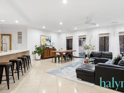 234 Kalamunda Road, Maida Vale WA 6057