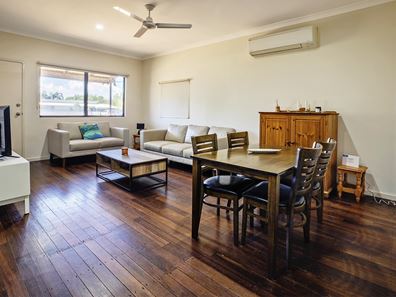 34 Knowsley St West, Derby WA 6728