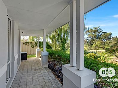 17 Sherwood Drive, Dalyellup WA 6230