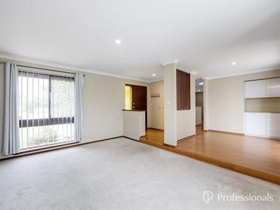 34 Greenway Avenue, Thornlie WA 6108