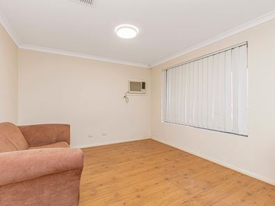 33 Mustang Drive, Henley Brook WA 6055