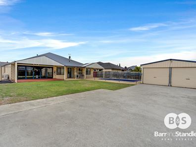5 Avalon Road, Australind WA 6233