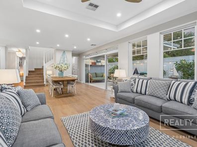29A Mary Street, Watermans Bay WA 6020