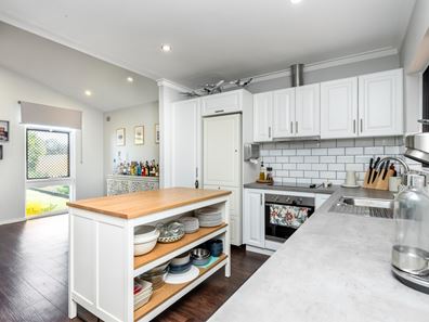 223 Hardey Road, Belmont WA 6104