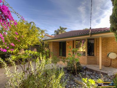 61 Redgum Avenue, Bellevue WA 6056