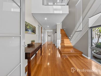 a/4 Burns Avenue, Yokine WA 6060