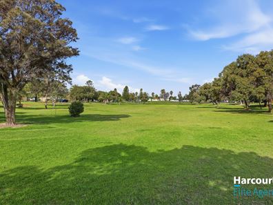23 Moreton Crescent, Warnbro WA 6169