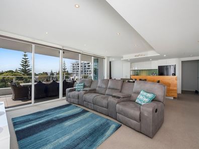 305/5 Marco Polo Drive, Mandurah WA 6210