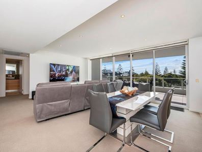305/5 Marco Polo Drive, Mandurah WA 6210