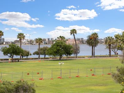 39/122 Terrace Road, Perth WA 6000