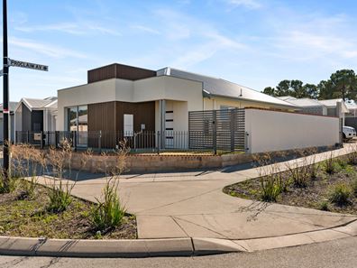 93 Catalpa avenue, Ellenbrook WA 6069