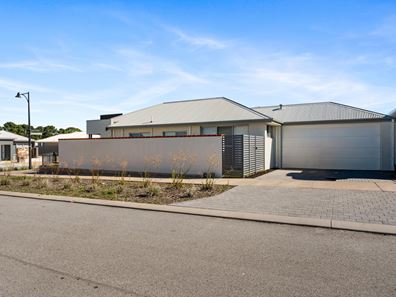 93 Catalpa avenue, Ellenbrook WA 6069
