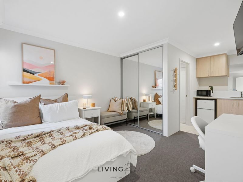 Room/3  4 Garrard Parade, Two Rocks