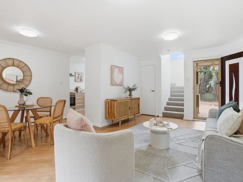 1/161 Stock Road, Attadale