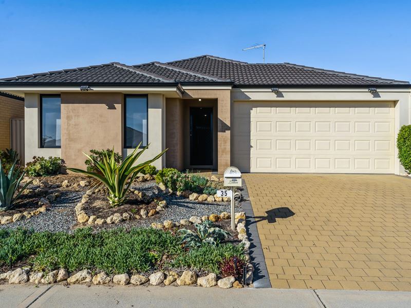 35 Geographe Bay Pass, Secret Harbour WA 6173