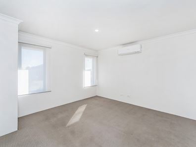35 Geographe Bay Pass, Secret Harbour WA 6173