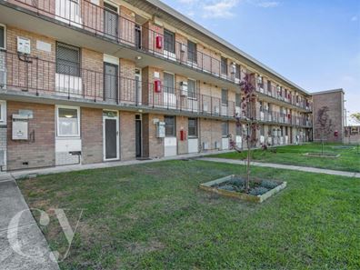 8/221 Clontarf Road, Hamilton Hill WA 6163