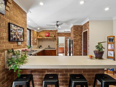 5A Burtonia Close, Duncraig WA 6023