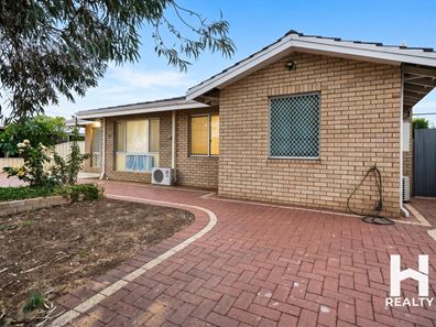 25 Amberton Avenue, Girrawheen WA 6064
