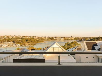 32 Mathieson Avenue, North Fremantle WA 6159