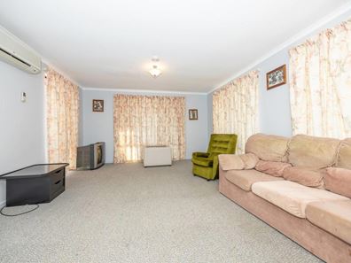 10 Morrison Place, Leeman WA 6514
