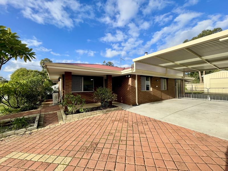 17 Moira Avenue, Forrestfield WA 6058