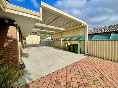 17 Moira Avenue, Forrestfield WA 6058