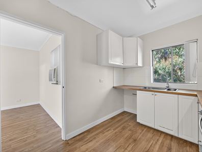56/42 Pollard Street, Glendalough WA 6016