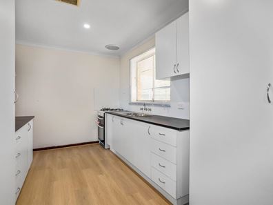7 Kiwa Place, Cooloongup WA 6168