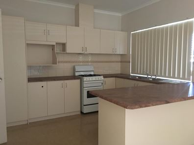 30 Foss Crescent, Carnarvon WA 6701