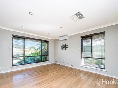 47 Rusthall Way, Huntingdale WA 6110