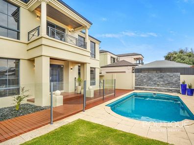 2 Waratah Mews, Hillarys WA 6025