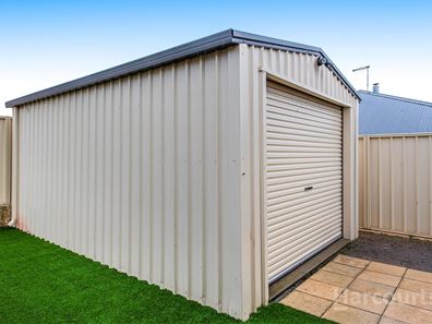 4 Joshua Carrol Street, Madora Bay WA 6210