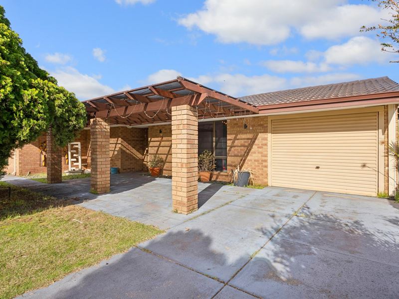 20 Dartford Crescent, Marangaroo WA 6064