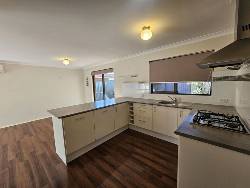 2/13 Lefroy Street, Mandurah WA 6210